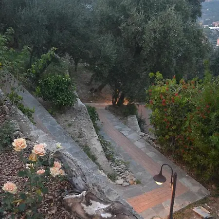 Apartment Olivari - La Lavanda